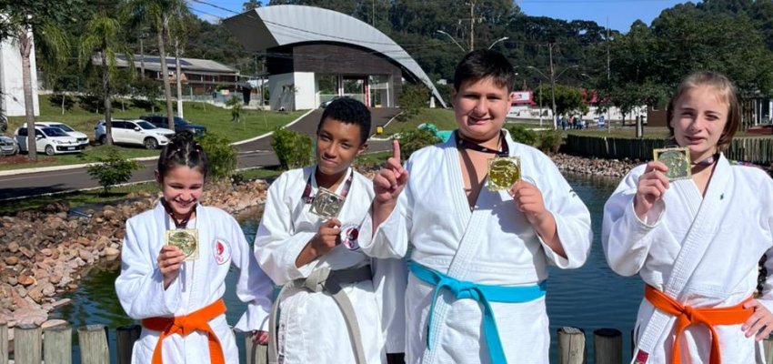 Chapec&oacute; conquista destaque no Estadual Sub-13 e na Copa Conc&oacute;rdia de Jud&ocirc;