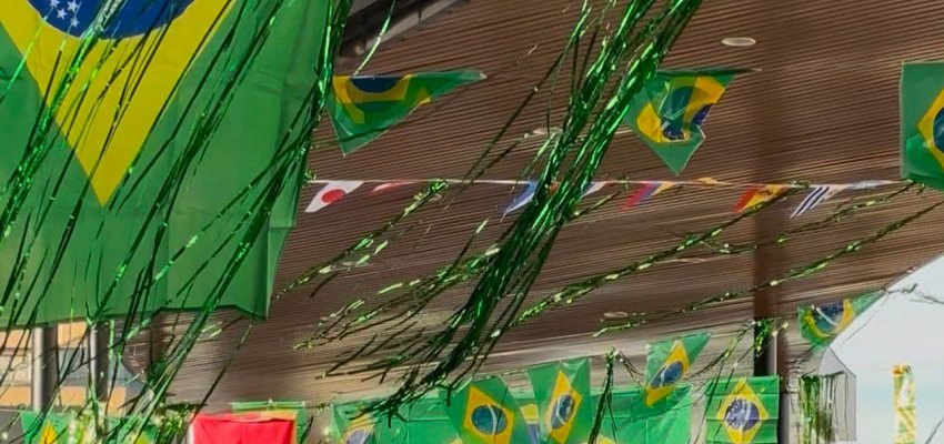Prefeitura de Chapec&oacute; decora Boulevard com tema da Copa do Mundo 2026
