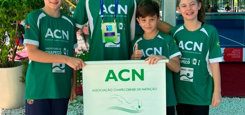Nova gera&ccedil;&atilde;o de nadadores da ACN conquista medalhas no Estadual