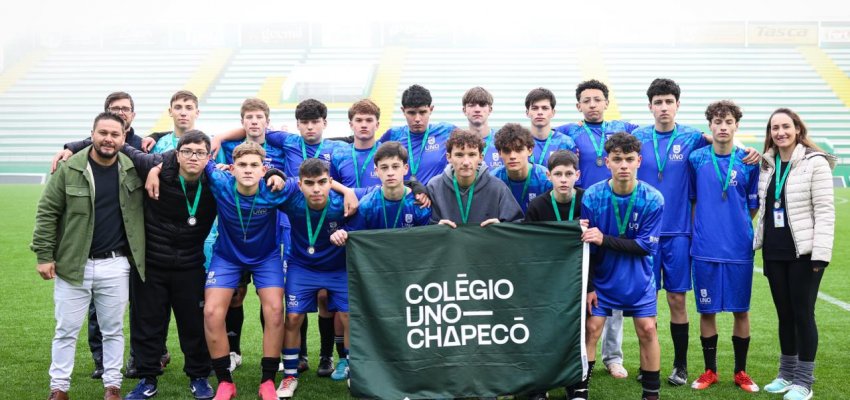 Campeonato Catarinense Escolar de Futebol define campe&otilde;es municipais em Chapec&oacute;