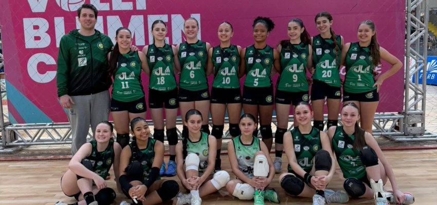V&ocirc;lei feminino de Chapec&oacute; mira classifica&ccedil;&atilde;o para a fase Regional
