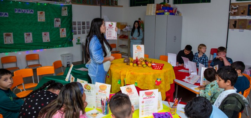 EBM Nova Aurora desenvolve projeto de incentivo a leitura