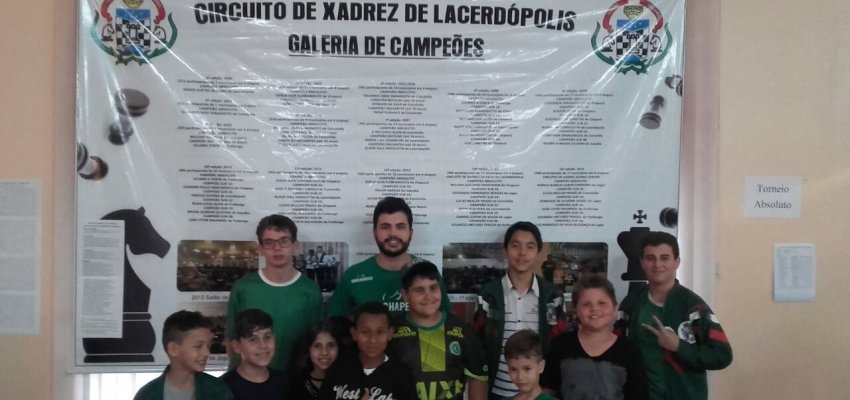 Chapec&oacute; conquista Circuito Oeste de Xadrez R&aacute;pido